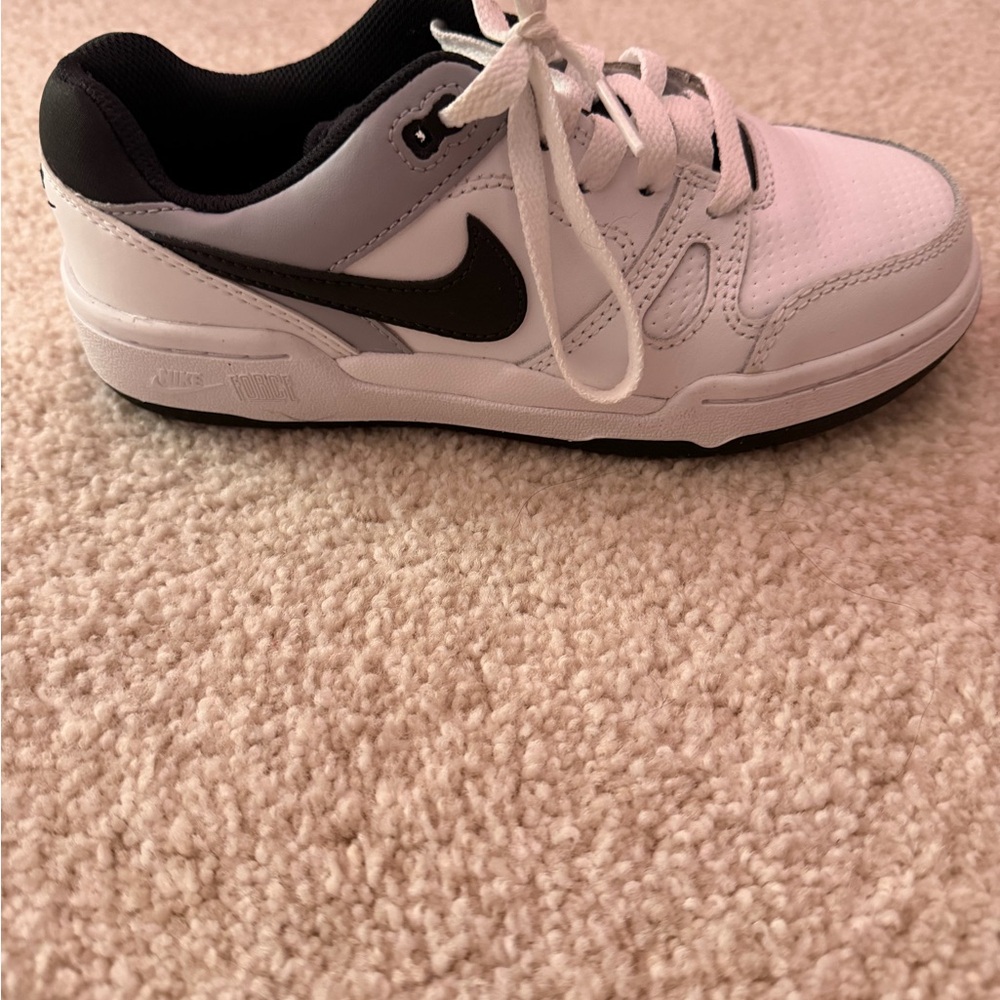 Nike Black and White Athletic Shoes